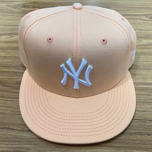 New York Yankees Men’s SnapBack